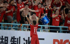 常州98天三成就，一球一分一勝，隊(duì)員淚目慶祝。
